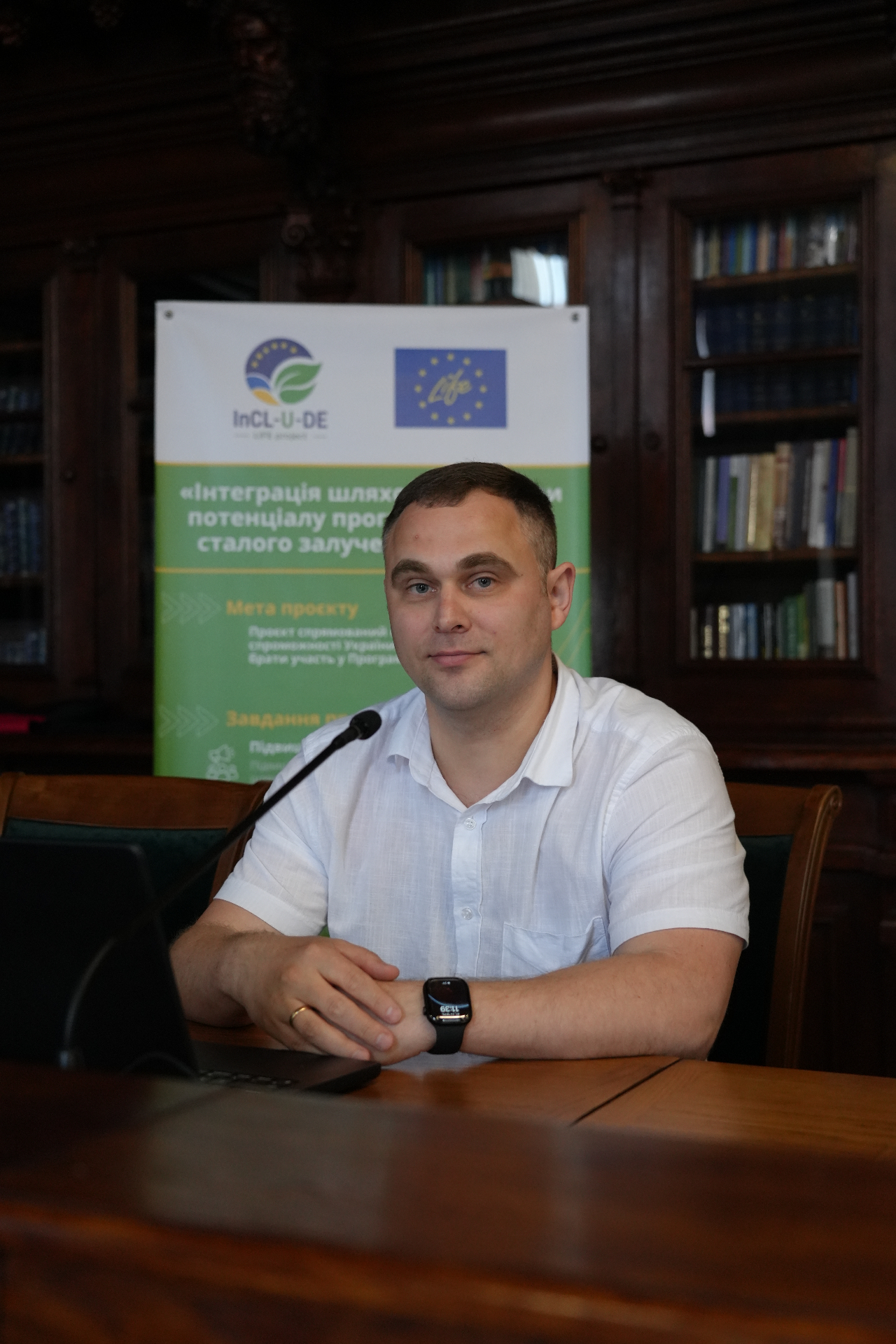 Participant speaking at the kick-off meeting